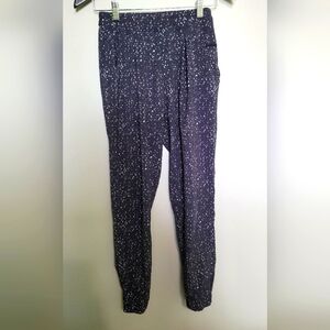 Lululemon joggers Lightweight 4/6